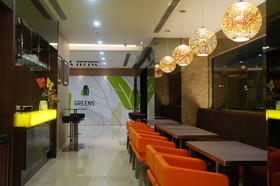 Greens Hotel & Suite