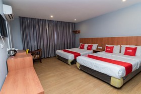 OYO 90207 Sir Inn