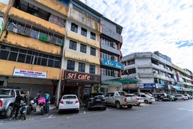 OYO 90207 Sir Inn