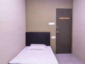 Hilltop Room by OYO Rooms