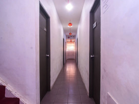 Hilltop Room by OYO Rooms