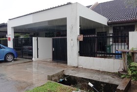 Oyo 90204 Emma Bdc Homestay