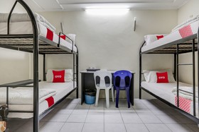 OYO  90376 Centre Point Hotel