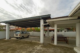 Oyo 90233 Joyful Homestay Miri