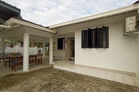 Oyo 90233 Joyful Homestay Miri