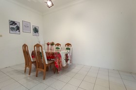 Oyo 90233 Joyful Homestay Miri