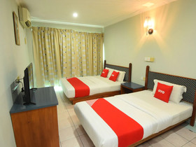 Highway Inn by OYO Rooms
