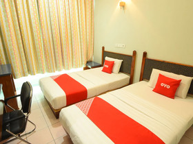 Highway Inn by OYO Rooms