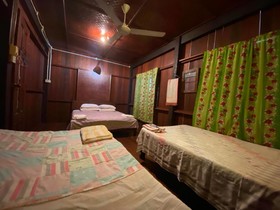 OYO Home 90328 Lamin Dana Cultural Lodge