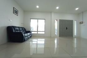 Meow Homestay by Oyo Rooms
