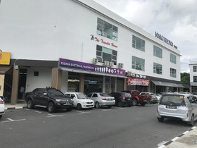 The Traveler Home by OYO Rooms