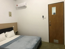 The Traveler Home by OYO Rooms