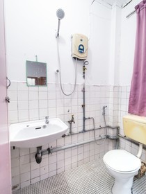 To Day Hotel by OYO Rooms