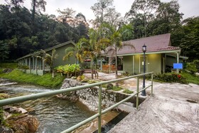 Green Villa Resort by OYO Rooms