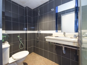 City Boutique Hotel by OYO Rooms