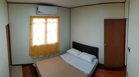 Riverside Lodge Desa Putra