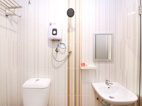 Comma Hotel