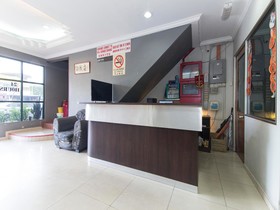 OYO 473 Comfort Hotel 2