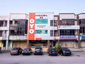 Hotel 22 Northport by OYO Rooms
