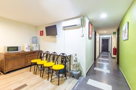 33 Star Hotel