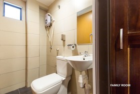 33 Star Hotel