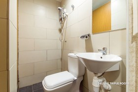 33 Star Hotel