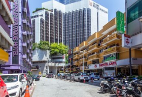 33 Star Hotel