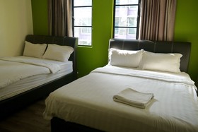 33 Star Hotel