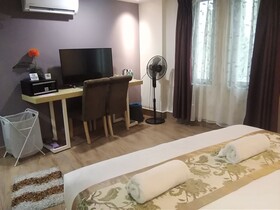77 Boutique Hotel
