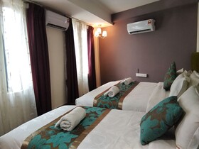 77 Boutique Hotel
