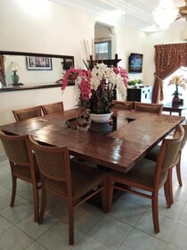 Aini's Guest House In Vista Amani Condo