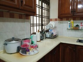 Aini's Guest House In Vista Amani Condo