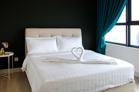 Arte Plus by Victoria Home
