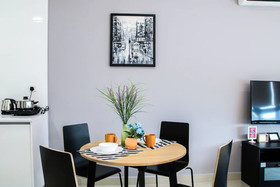Arte Plus by Victoria Home