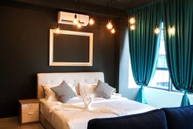 Arte Plus by Victoria Home