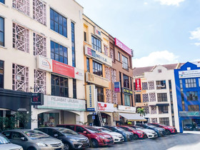 Bjorn Hotel by OYO Rooms