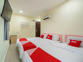 Budget Star Hotel by OYO Rooms