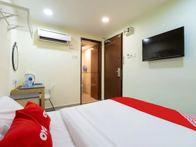 Budget Star Hotel by OYO Rooms