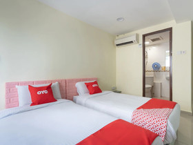 Budget Star Hotel by OYO Rooms