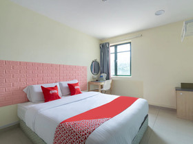 Budget Star Hotel by OYO Rooms