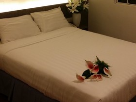 Canary Hotel