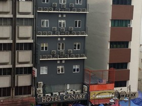Canary Hotel