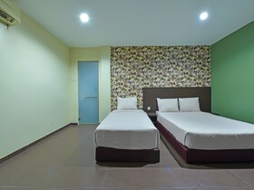 Capital O 90788 New Hotel 33 Permaisuri