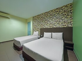 Capital O 90788 New Hotel 33 Permaisuri
