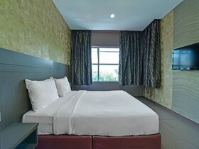 Capital O 90788 New Hotel 33 Permaisuri