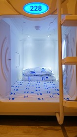 Capsule Town Hotel