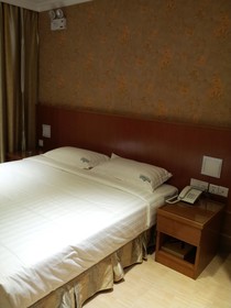 Cardogan Hotel