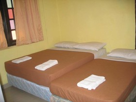 Cintamani Travellers Lodge