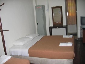 Cintamani Travellers Lodge