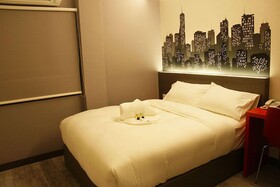 Swing & Pillows at KL Cheras Maluri 2